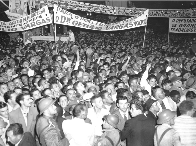 Campanha presidencial Getúlio Vargas. São Paulo, entre agosto e setembro de 1950. FGV/CPDOC. Arq. Getúlio Vargas.