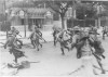 Forças legalistas atacam o 3° RI, na Praia Vermelha, durante levante comunista. Rio de Janeiro, 27 de novembro de 1935. Agência Estado.